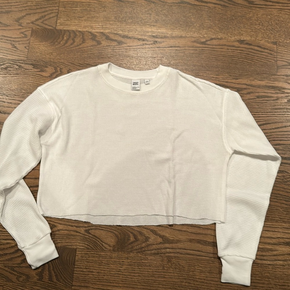 Aritzia TNA waffle top. Cotton.  White size 2XS